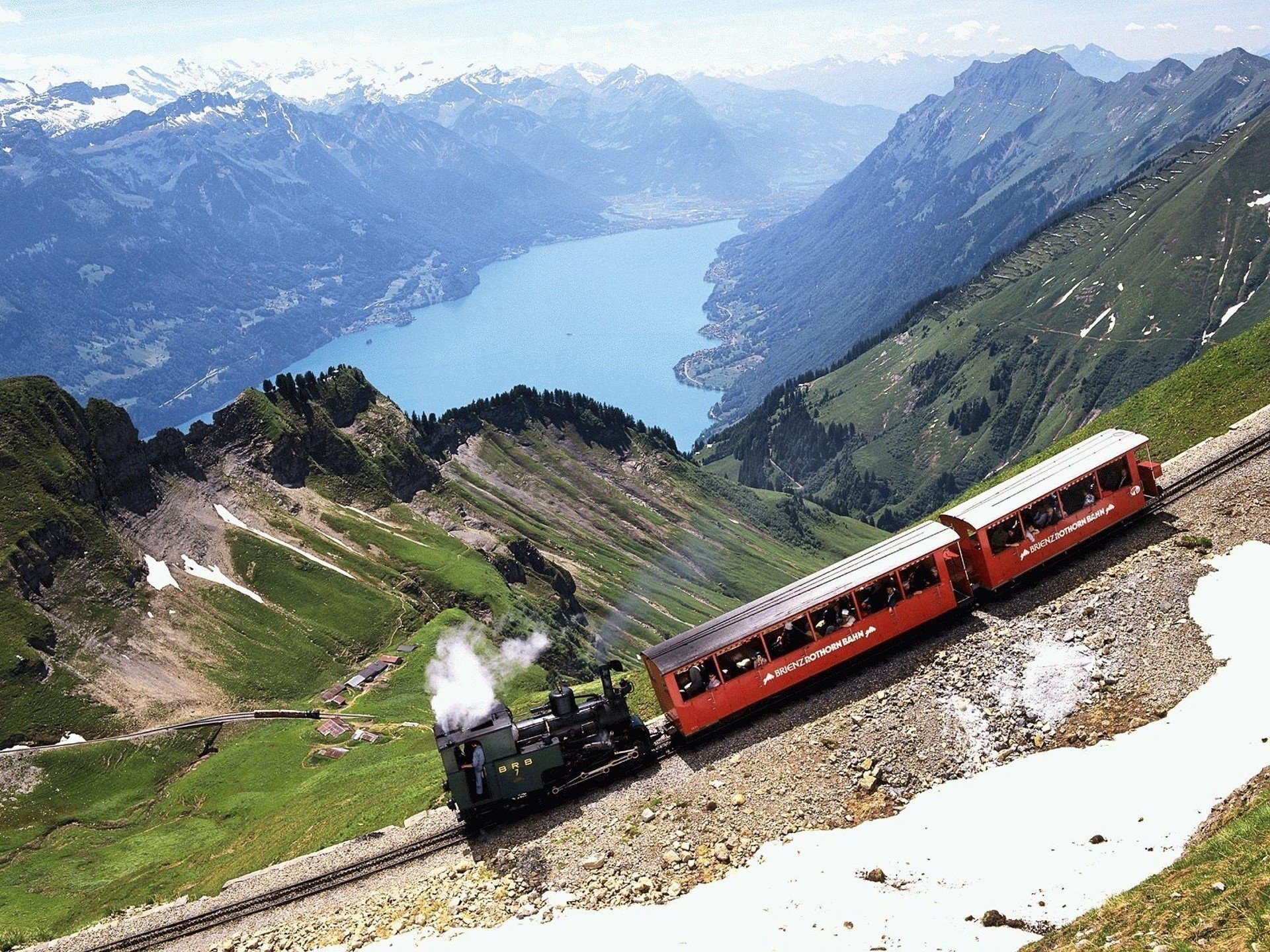 neve locomotiva montagne rotaie lago