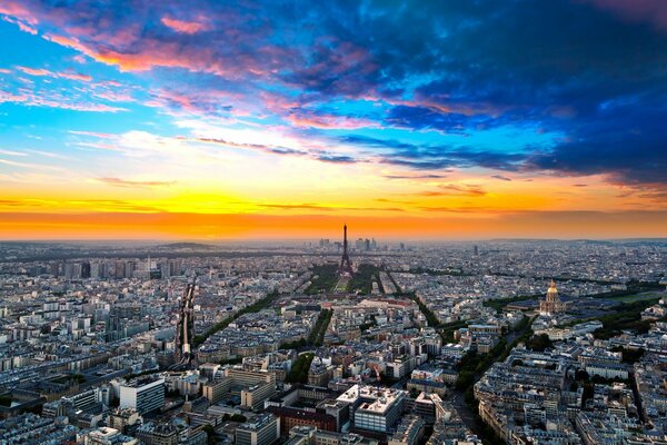 A bird s-eye view of the city. Paris