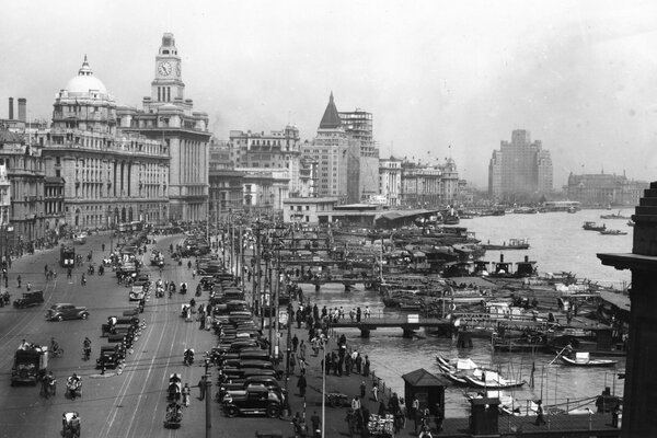 Retro foto in bianco e nero del lungomare a Shanghai