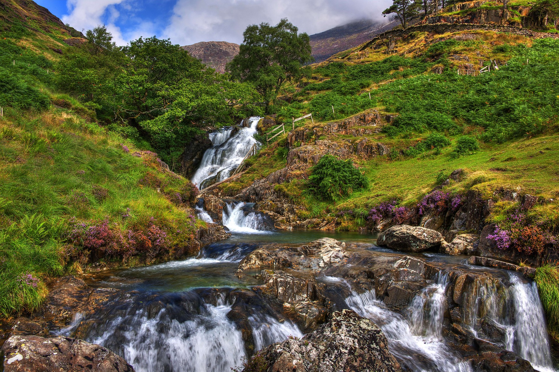 krajobraz wodospad rzeka wielka brytania góry snowdonia