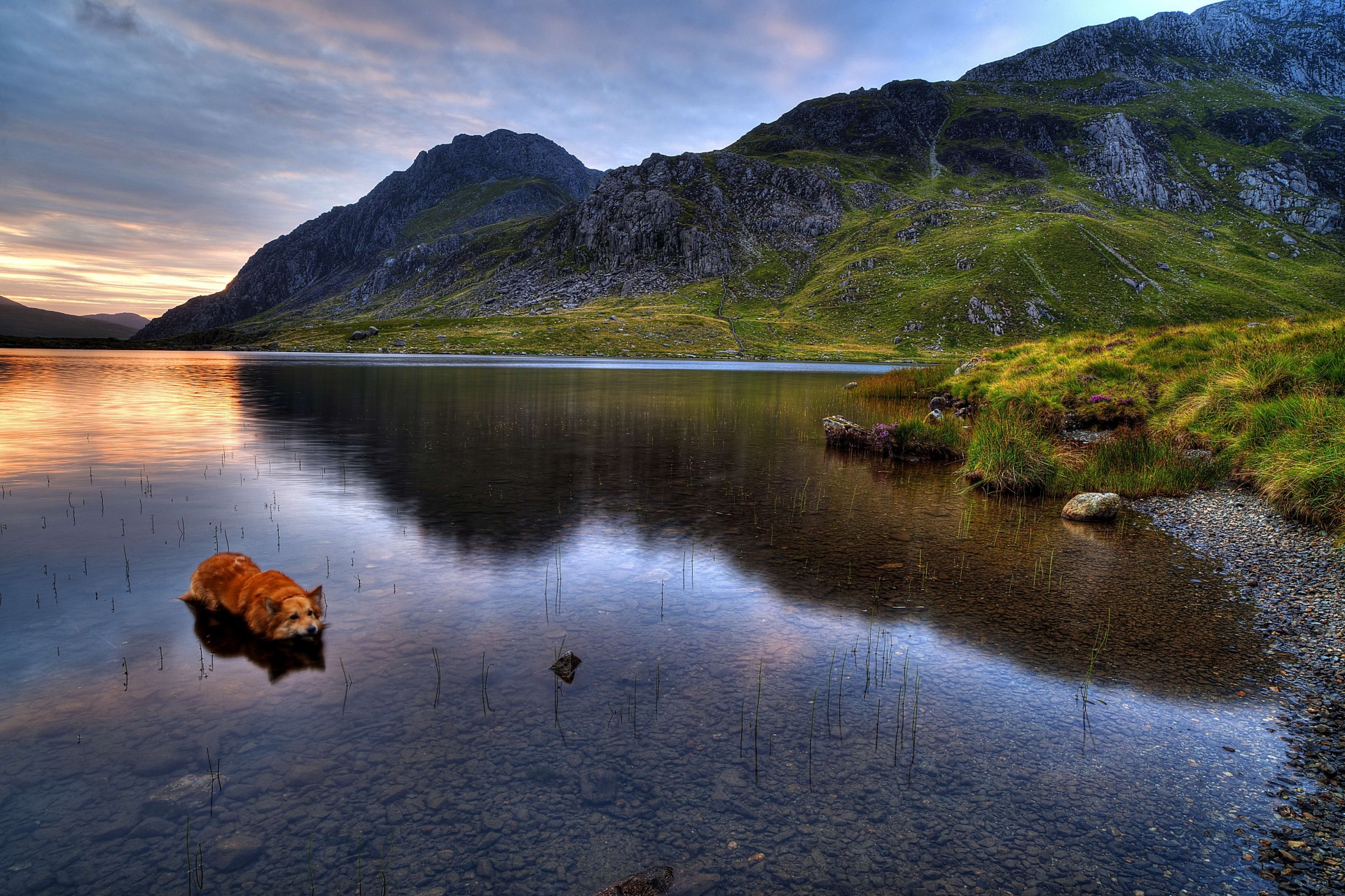 paisaje lago reino unido montañas snowdonia