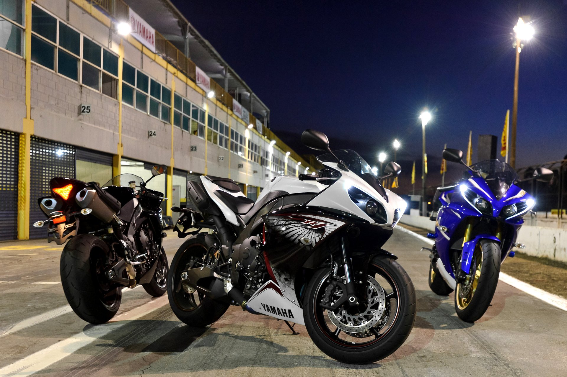 yamaha r1 yzf