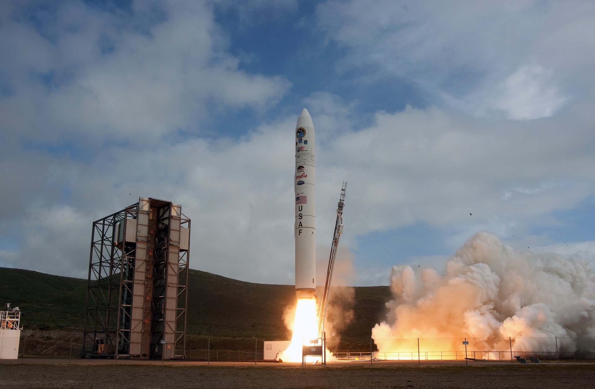 puerto espacial cohete lanzamiento lanzamiento