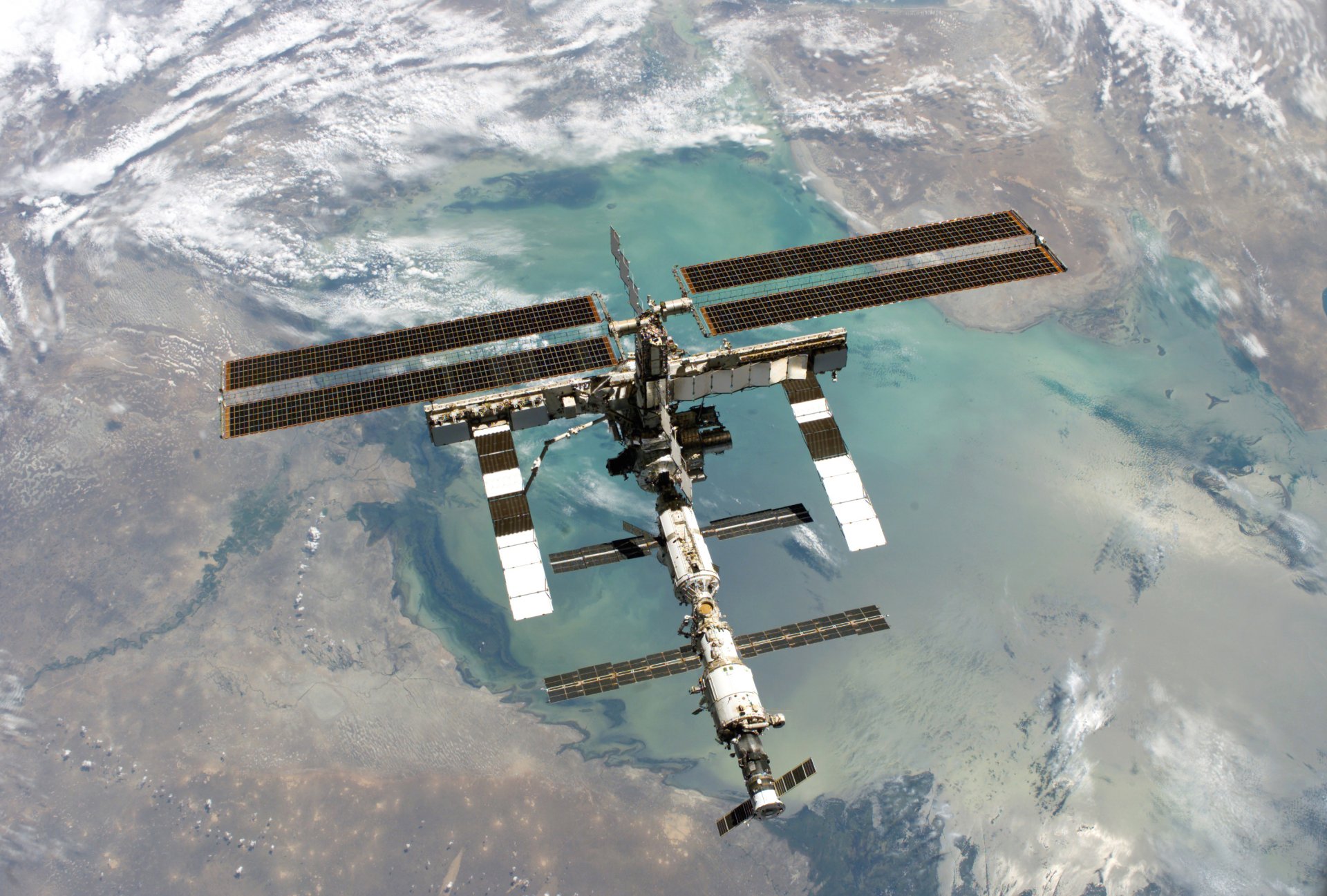 iss station spatiale orbite terre