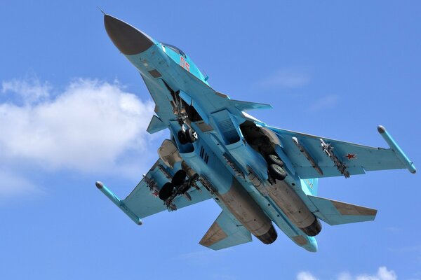 Pruebas del avión bombardero su-34