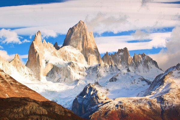 Verschneite Landschaft inmitten der Rocky Mountains