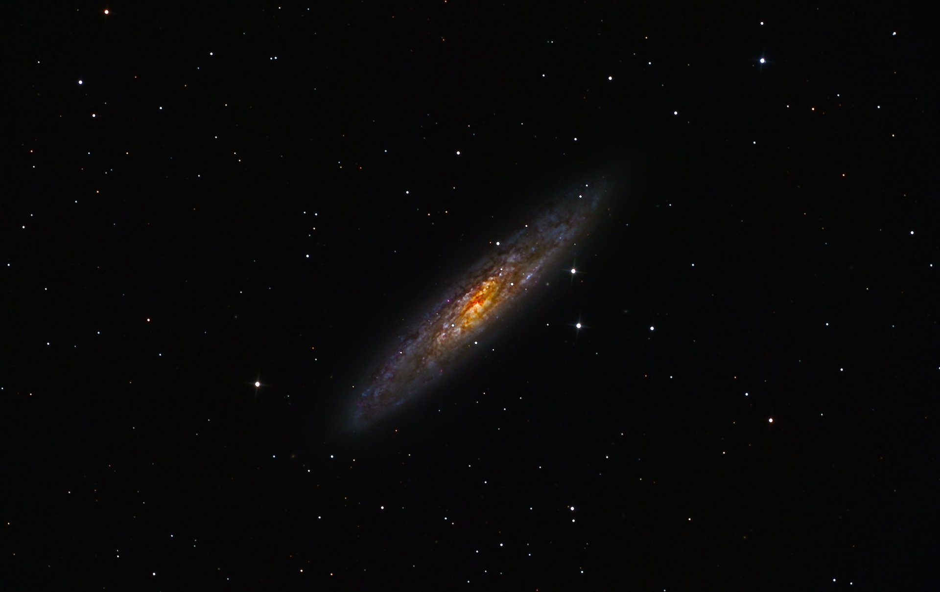 kosmos galaktyka galaxy sculpture ngc 253 gwiazdy