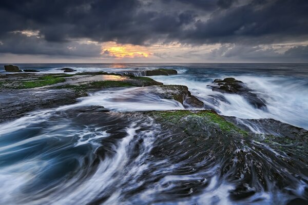 Tasman s Stone Sea Coast in Sydney