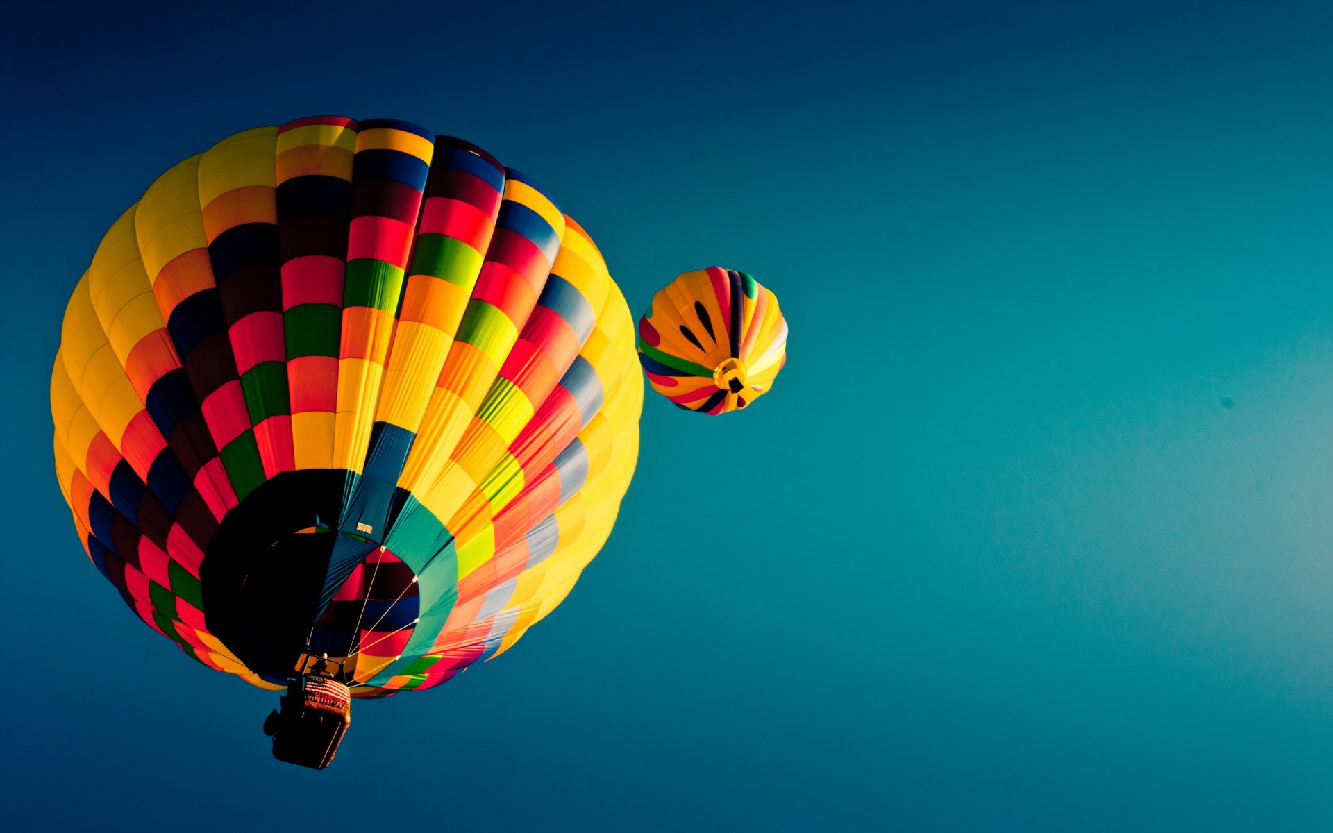 bolas cielo deportes