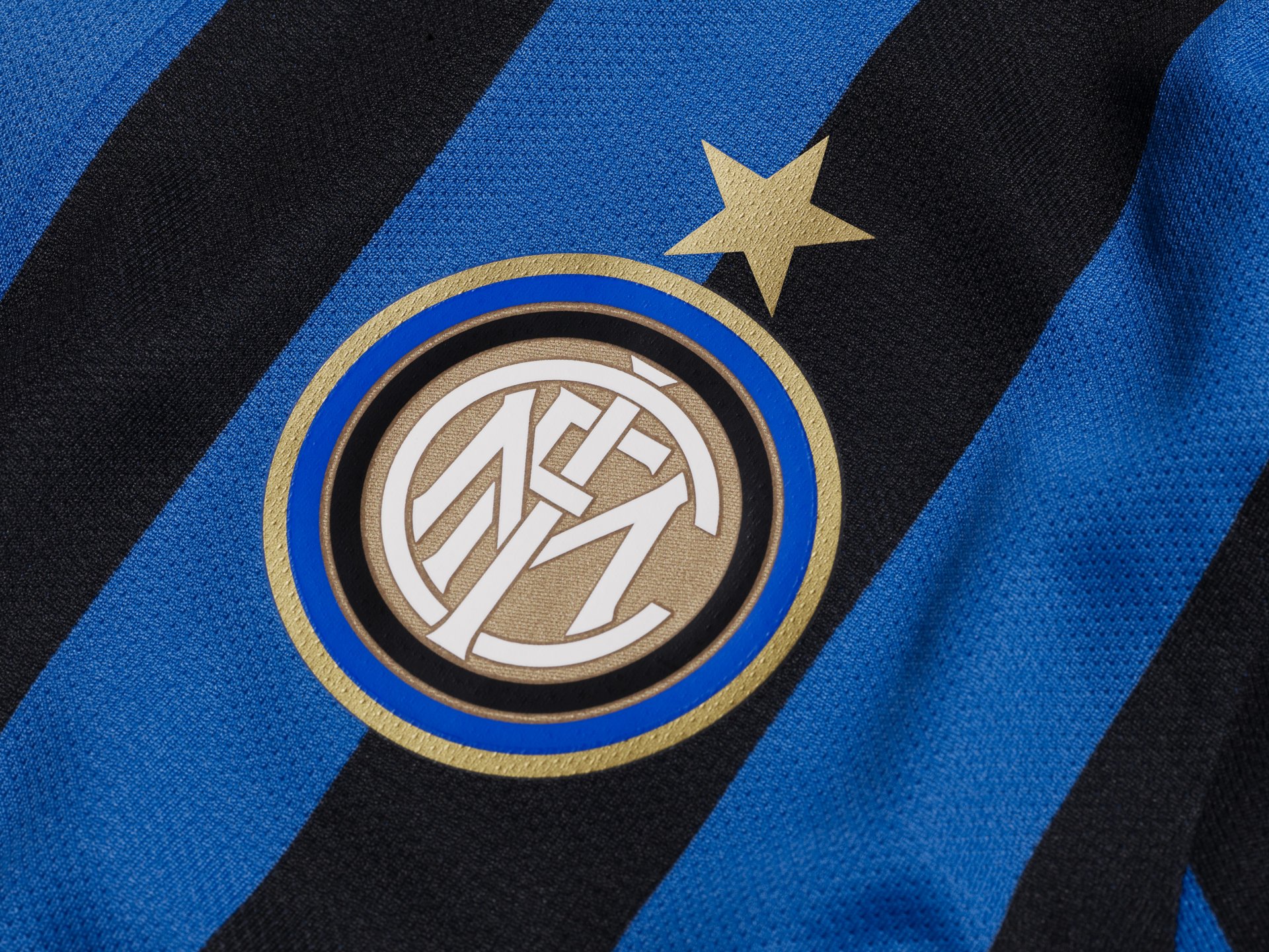 internazionale inter nerazzurri football emblem