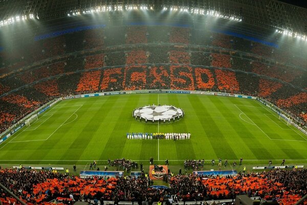 Panframe-Schnappschuss des Fußballstadions