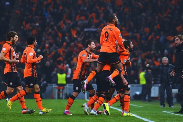 Foto del equipo de fútbol Shakhtar Donetsk durante el juego