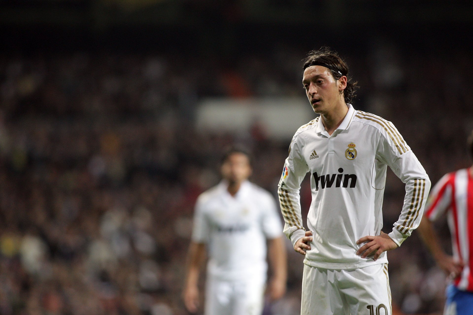 mesut ozil calcio real madrid