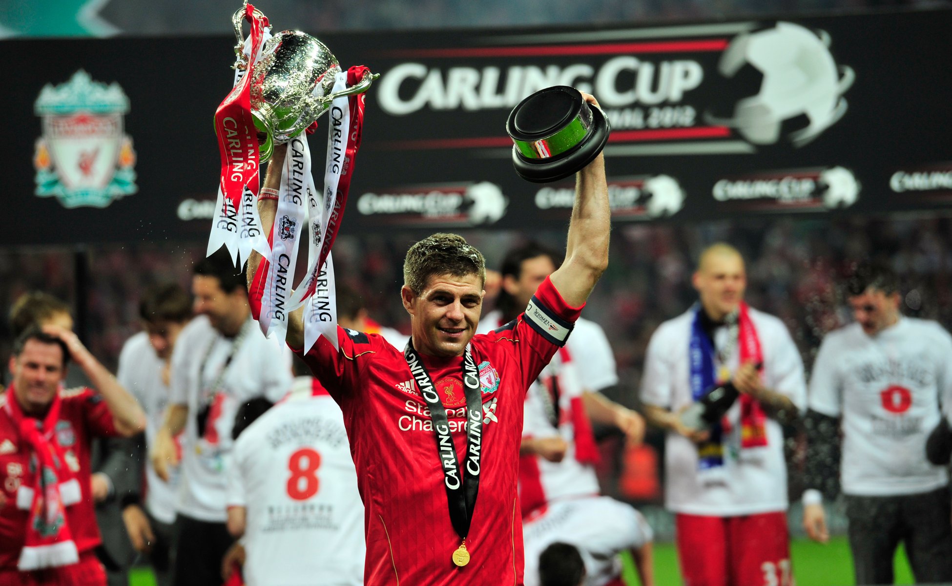 steven-gerrard-liverpool liverpool sfondi di calcio 2012