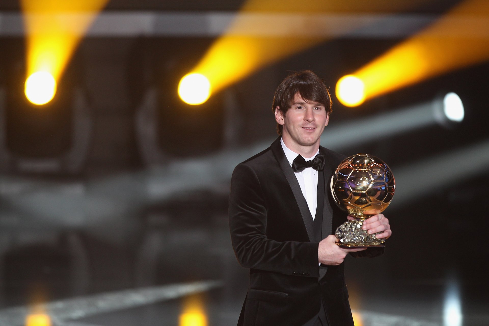 messi lionel fußball sport goldener ball löwe gold barcelona argentinien lol am besten