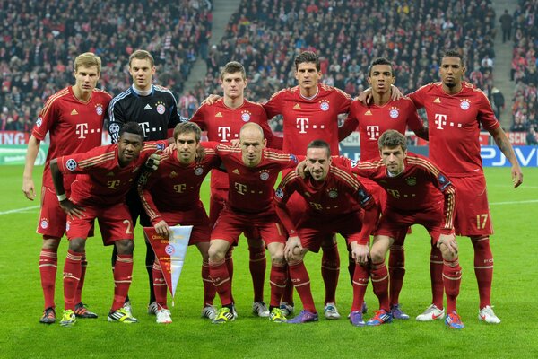 Équipe du Bayern sur le terrain de football