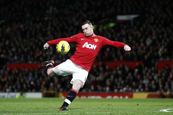 Wayne Rooney Manchester United mu fútbol campo césped bola patada Manchester United Wayne Rooney