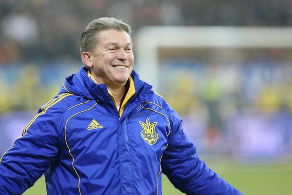 Oleg Blokhin runs smiling