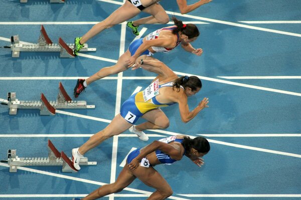 Départ des athlètes. Athlétisme