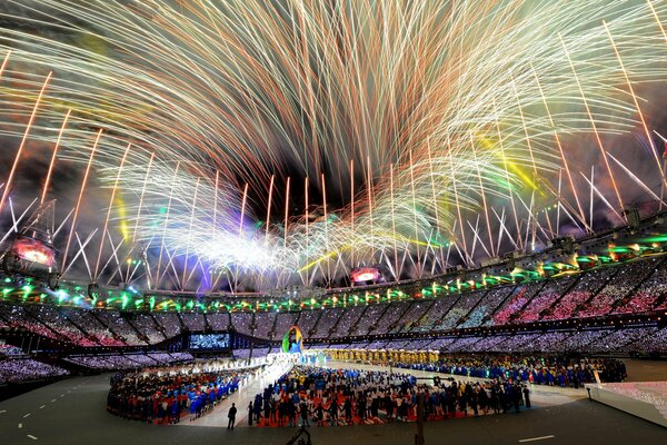 Clôture des jeux olympiques de Londres. Feu d artifice