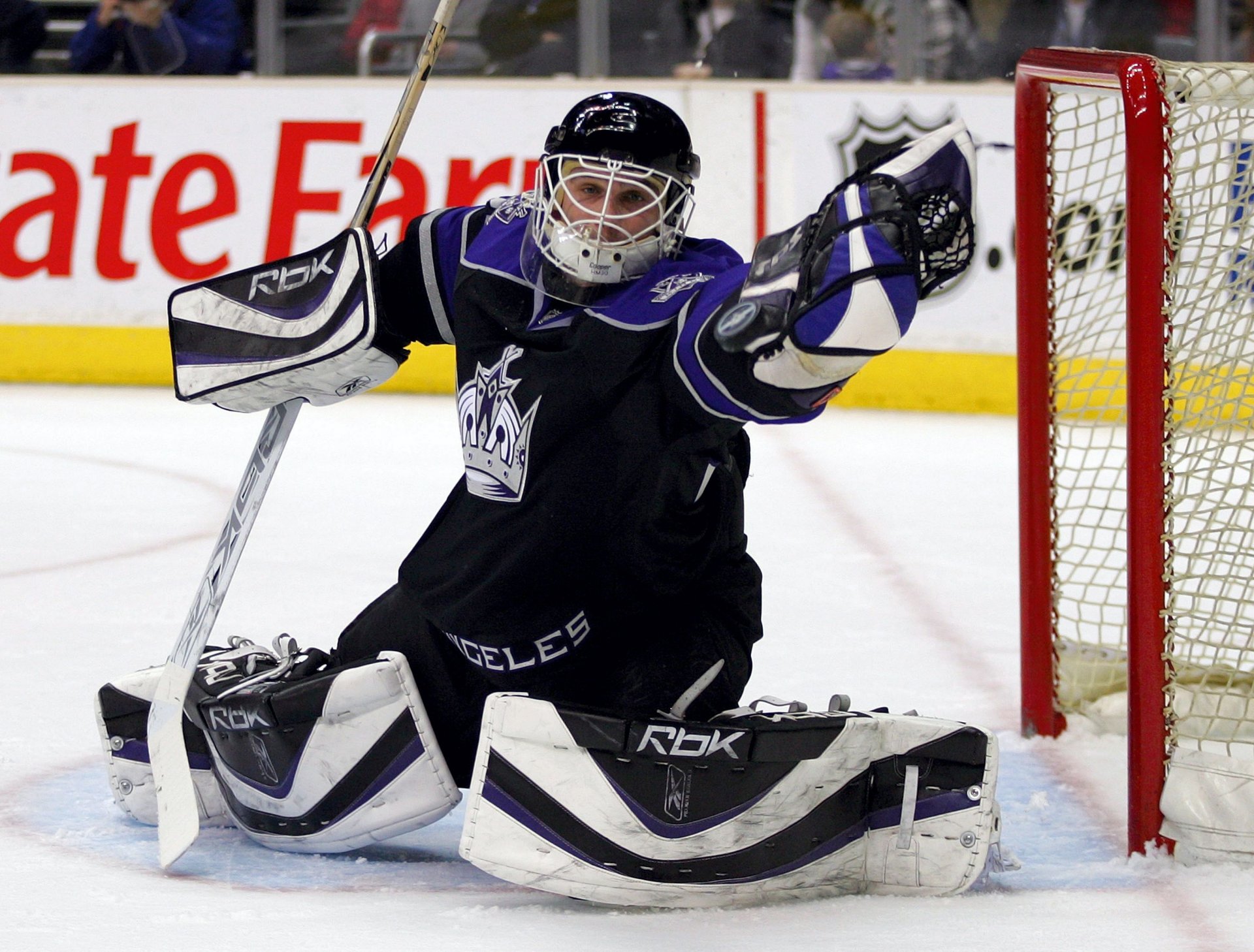 nhl los angeles dan cloutier hockey sur glace los angeles kings cloutier gardien de but