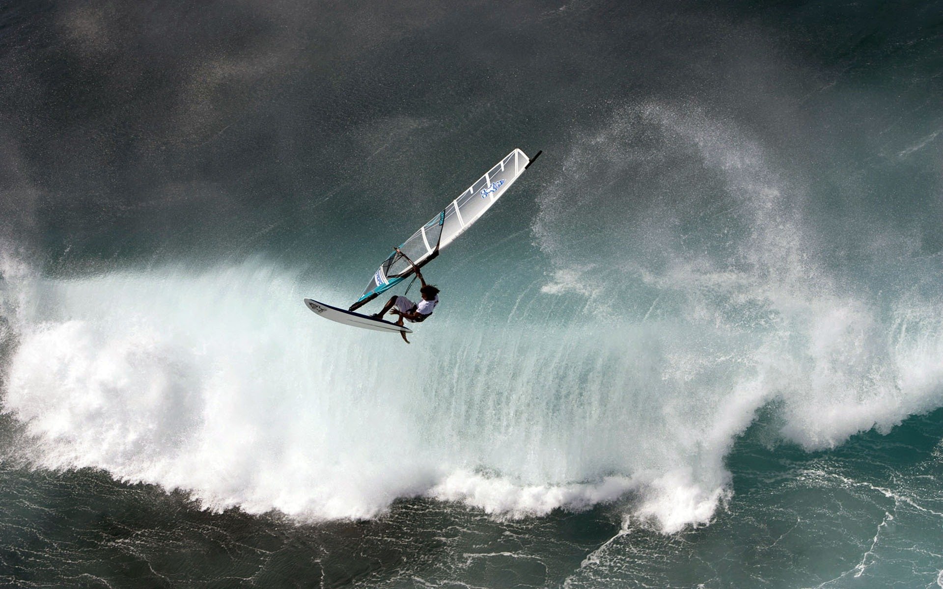 sport planche à voile vagues