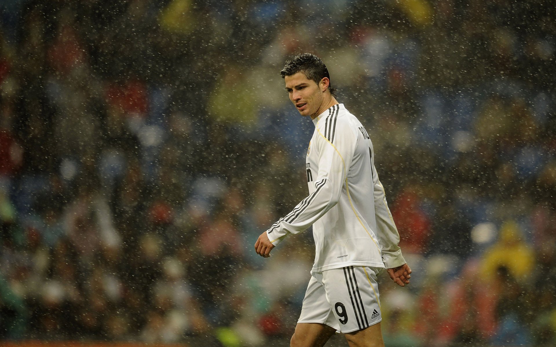 sport con cristiano ronaldo rain photo pioggia piogge acqua goccia gocce spruzzi