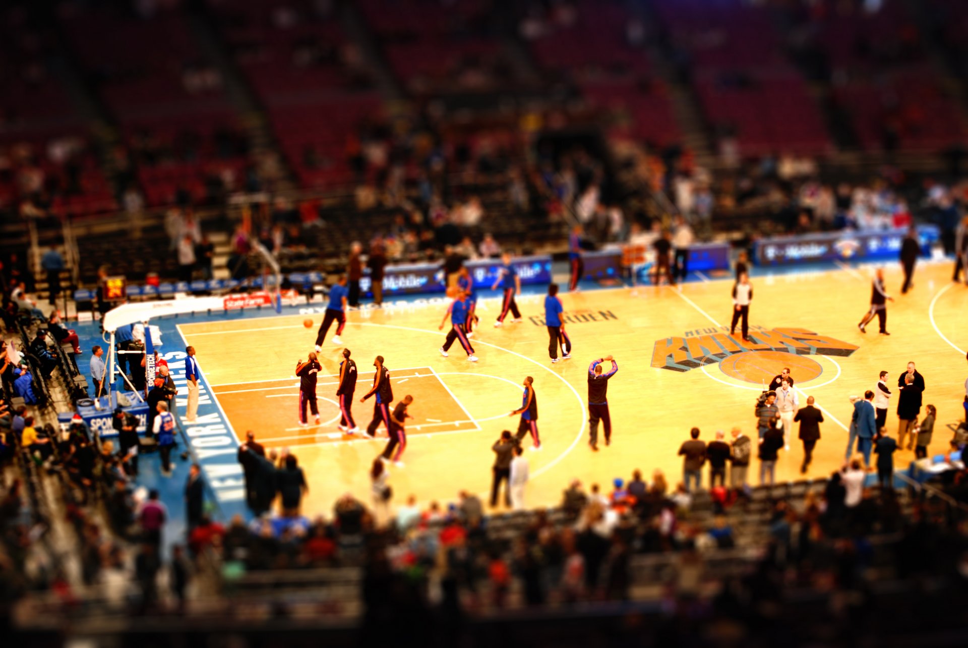 cambio e inclinación tilt shift nueva york knicks new york bridges entrenamiento nba gimnasio cancha deportes baloncesto espectadores arena fondo de pantalla