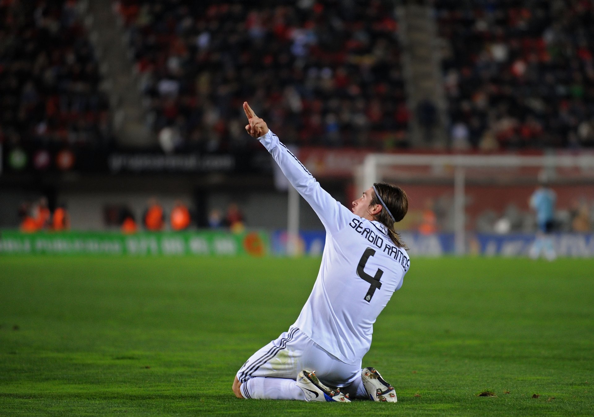 real madrid sergio ramos ronaldo sergio ramos 1920x1200 fondo de pantalla hd