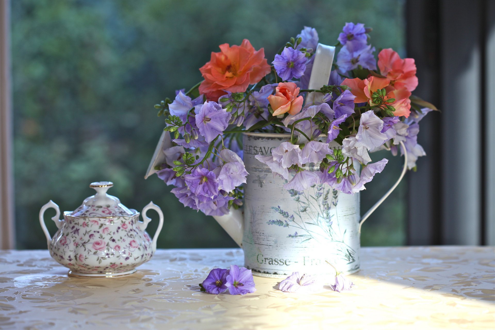 bouquet sugar bowl c elena di guardo lake rose