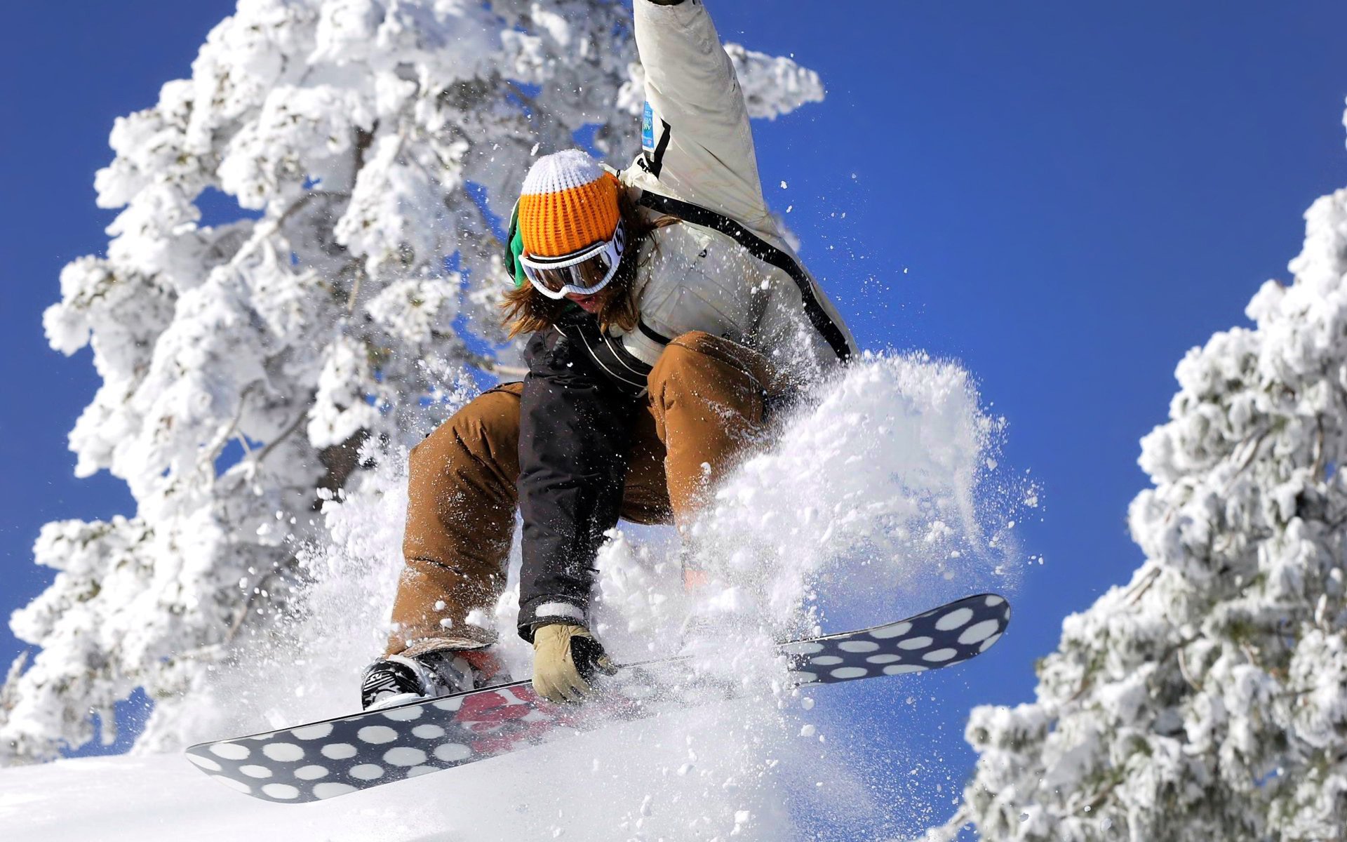 snowboard nieve cielo chica