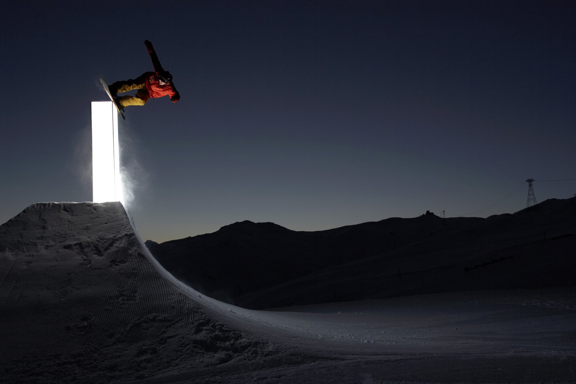 snowboard tremplin lumière nuit