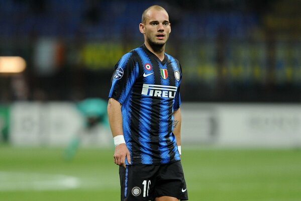 Zawodnik Interu Wesley Sneijder.