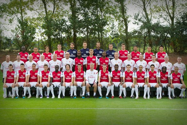 England football team on the field