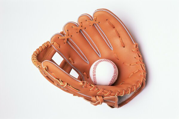 Ein Handschuh und ein Baseballball