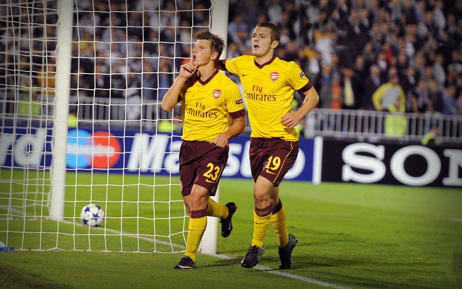 calcio arsenal arshavin