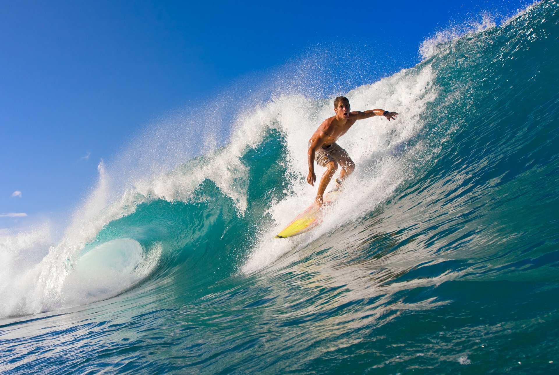 sport surfing lato woda morze ocean chłopcy lato fale