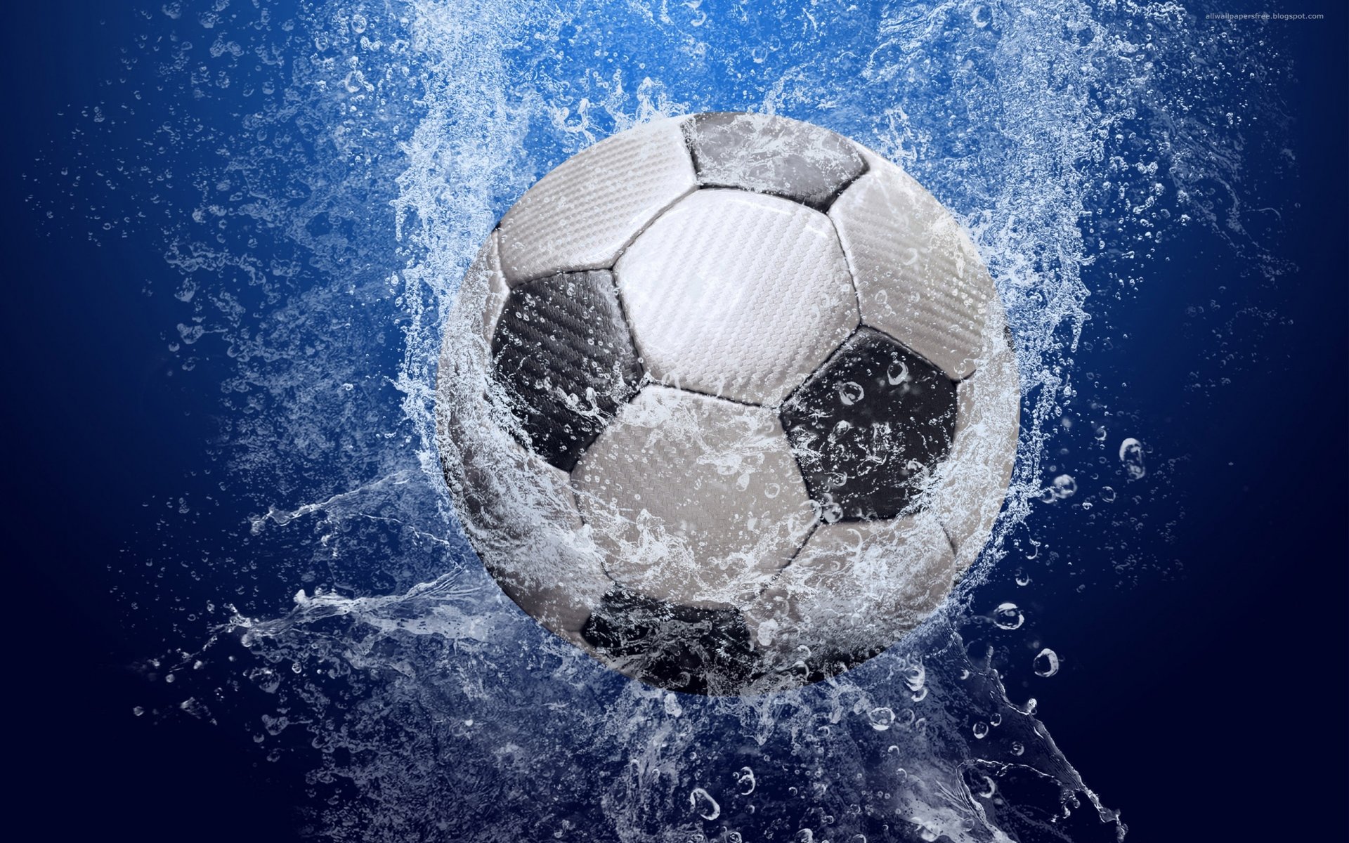 calcio palla acqua spruzzi gocce