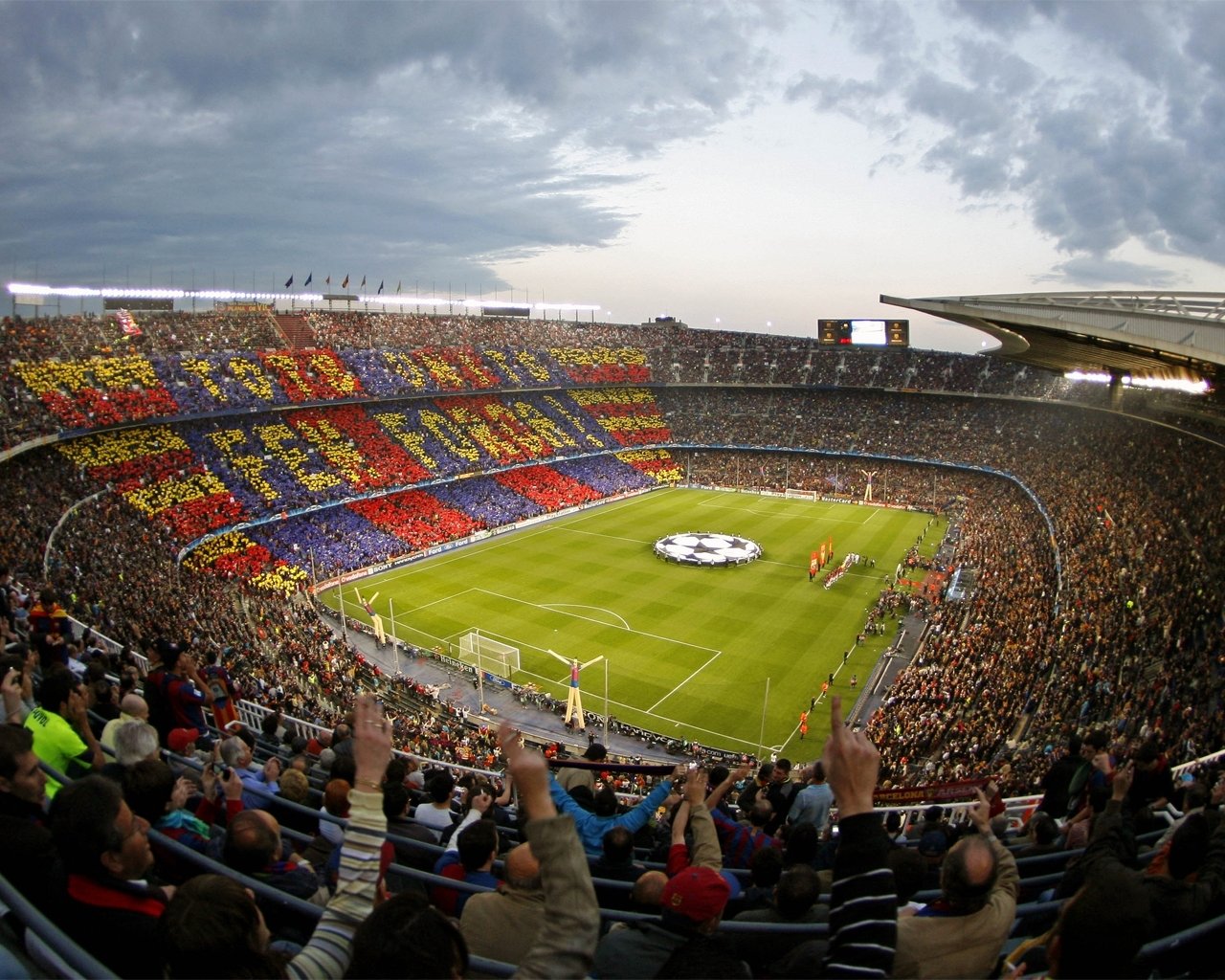 barcelona mu nou camp hiszpania mecz stadion liga mistrzów pół-finał