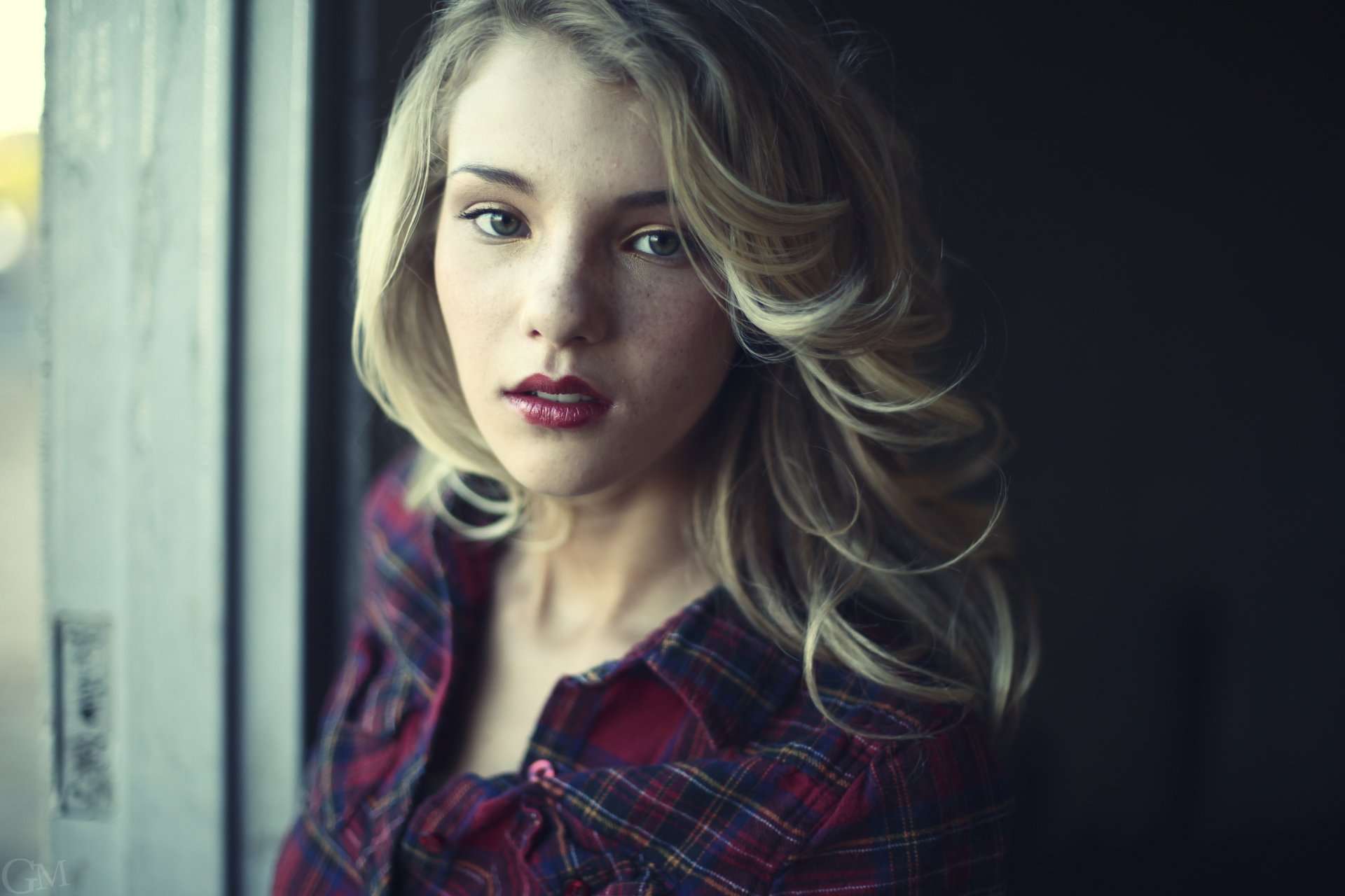 rachel ann yampolsky girl blonde jacket face