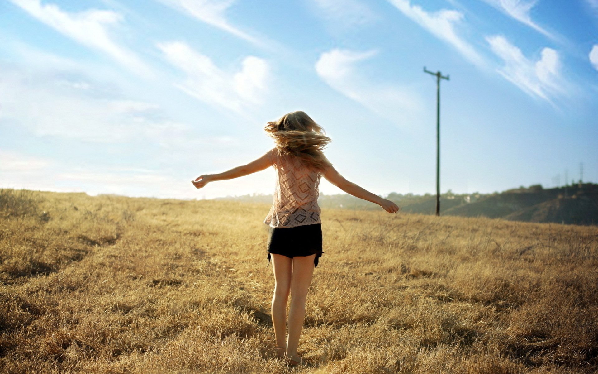 blonde the field sky cloud