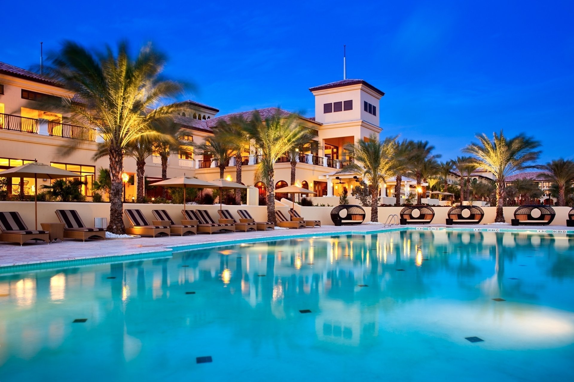 grand hayatt curacao hotel hotel piscina esterno piscina lettini sera