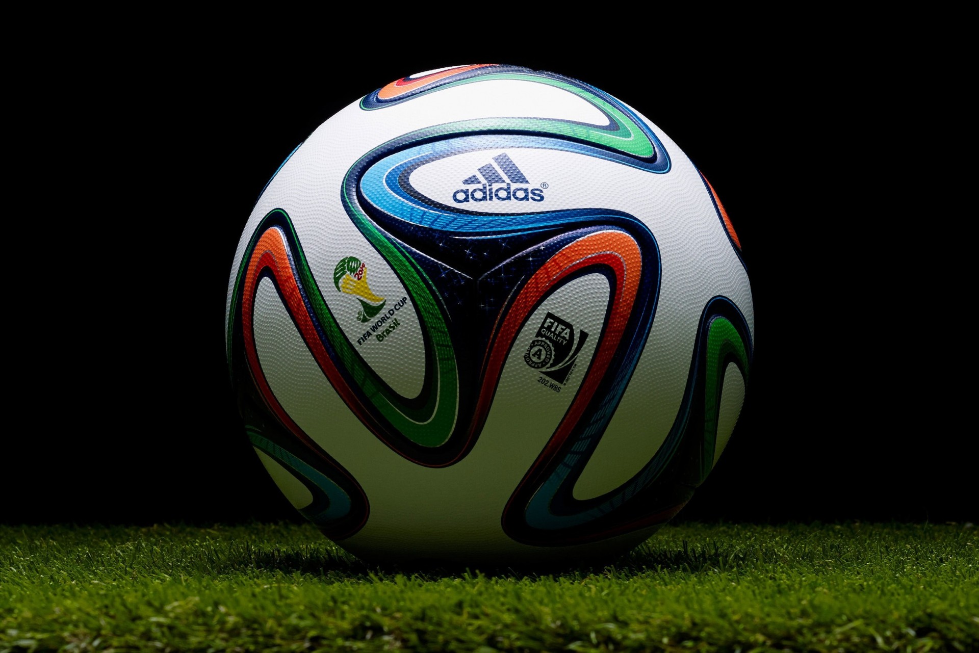 ball brazuca football 2014