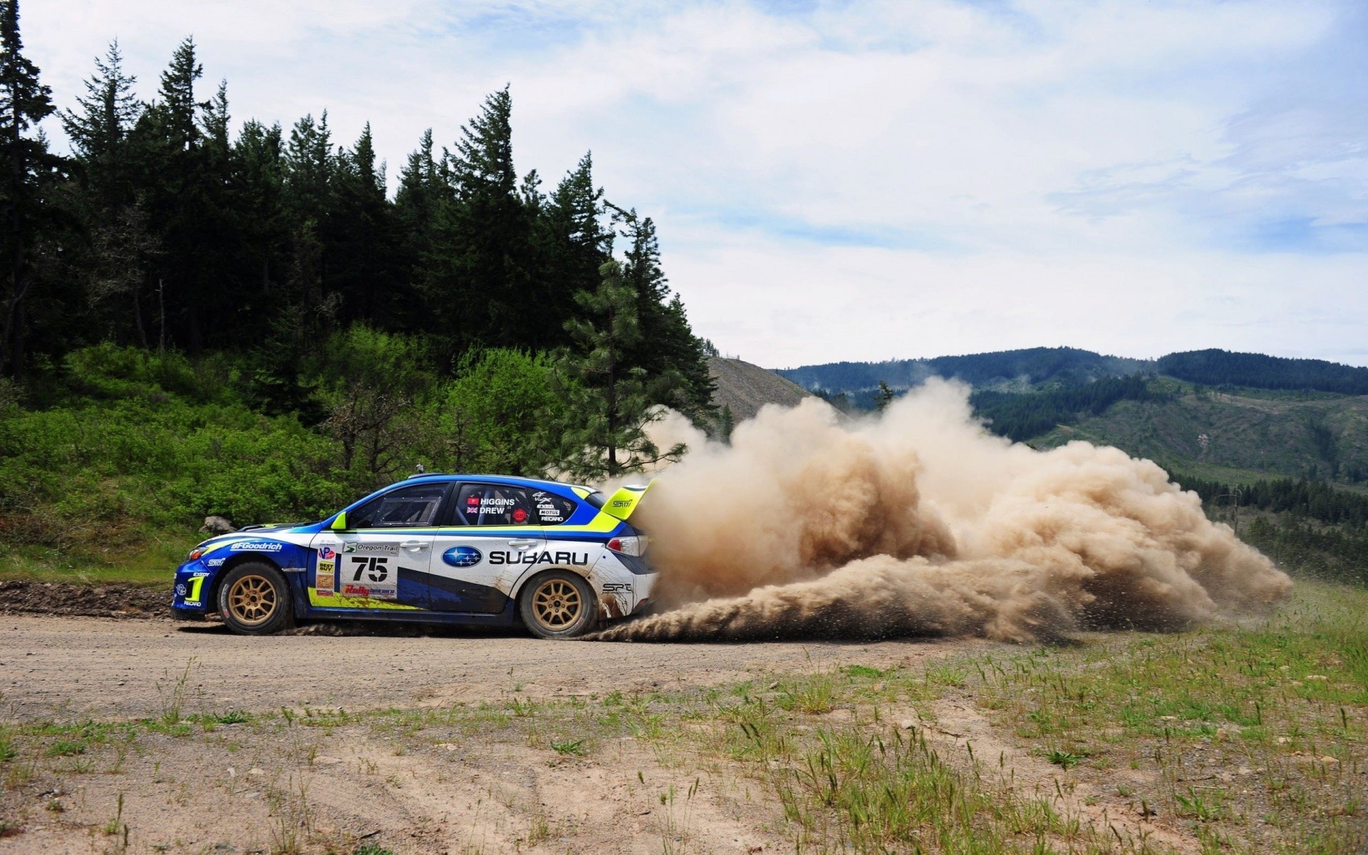 concours poussière voiture de sport subaru