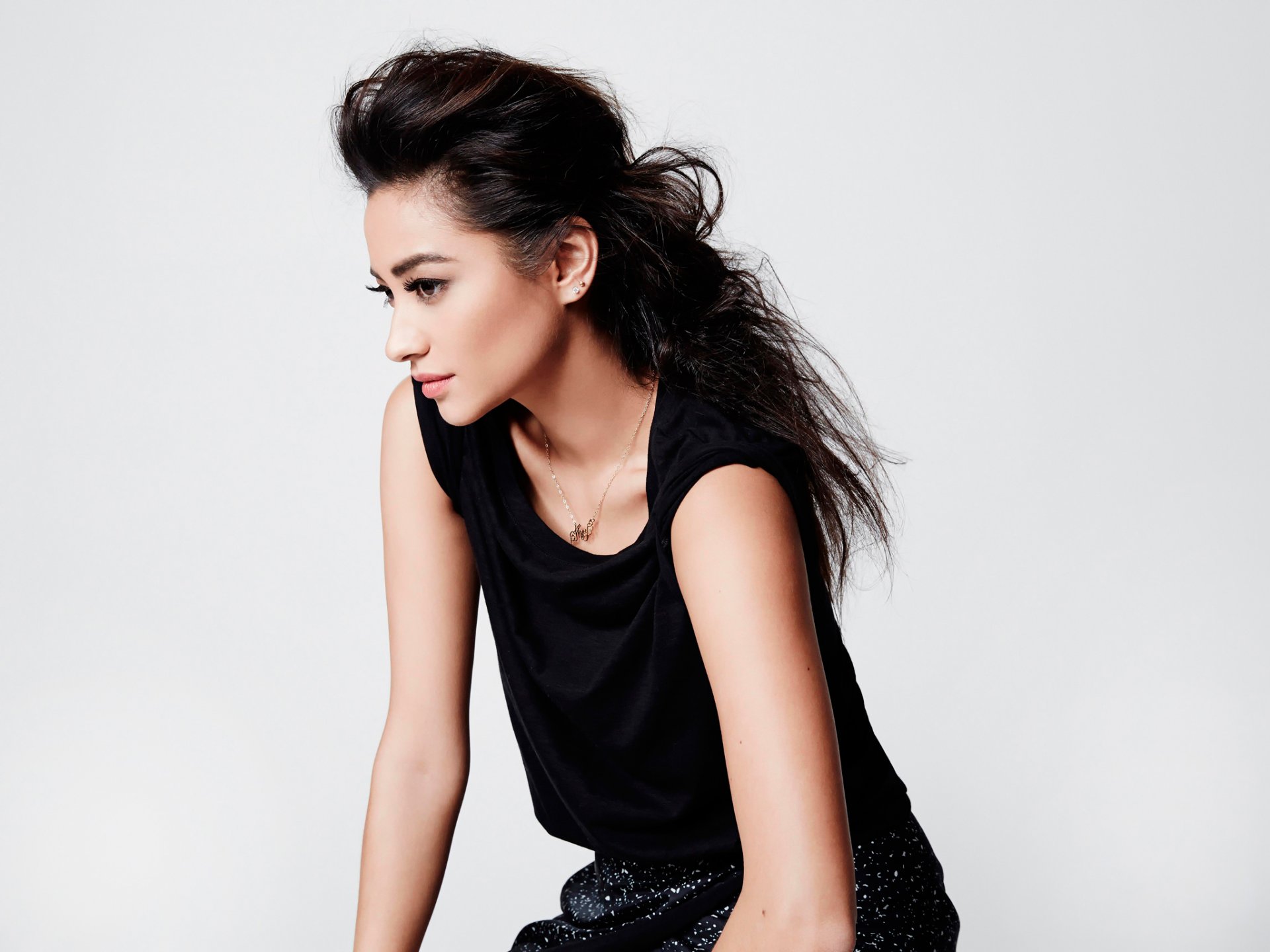 shay mitchell fotoshooting yahoo style