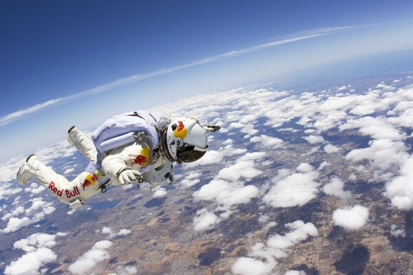 Pop corn volant planant dans le ciel