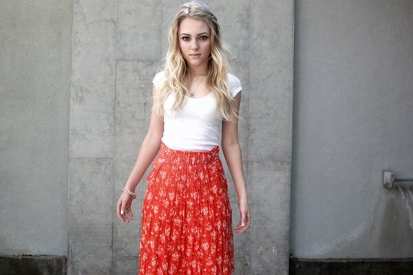 Actrice blonde Anna-Sophia Robb sur une séance photo