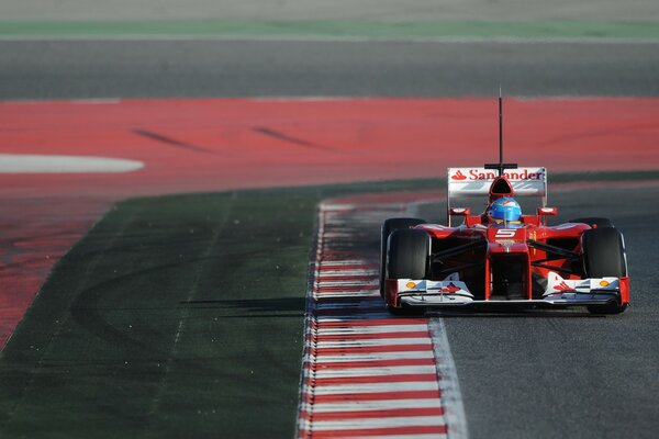 Ferrari rojo 2012