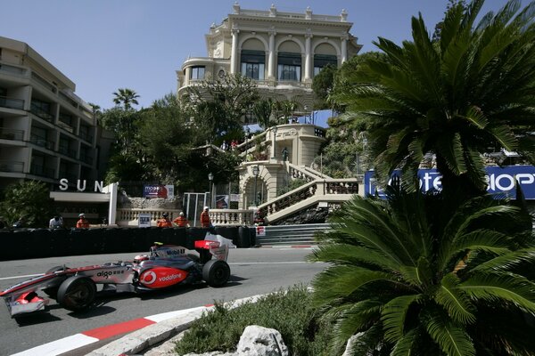 Foto di corse sul circuito della Malesia