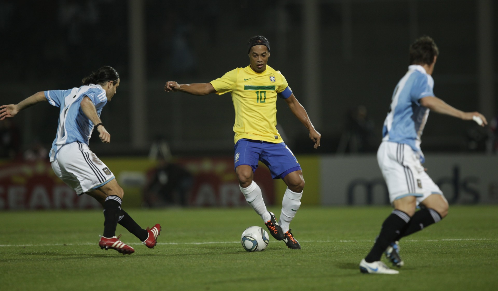 torres ronaldinho ronaldinho football brésil